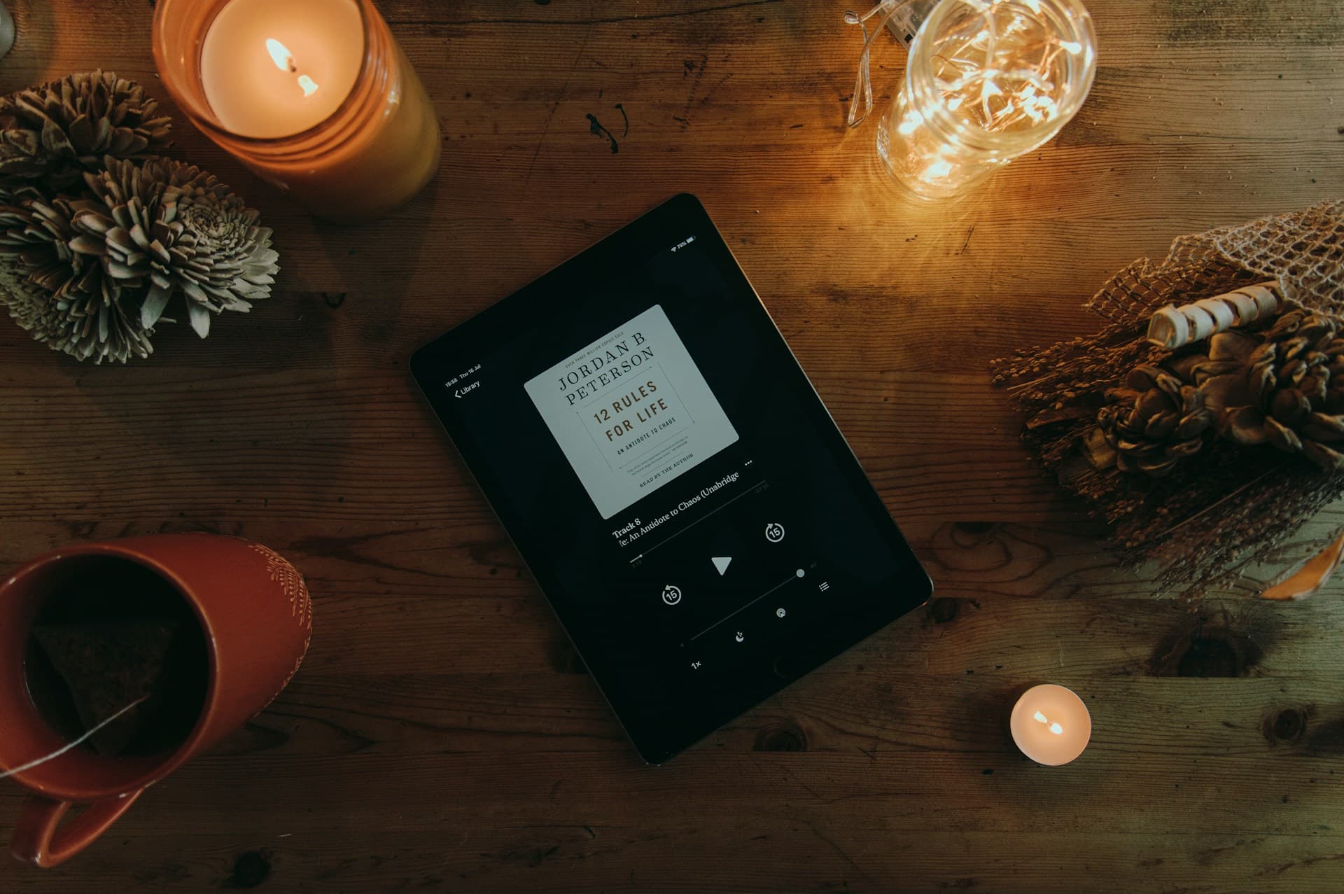 Cover image for 5 Essential Audiobooks to Master English Rhythm: The Secret to Sounding Native
